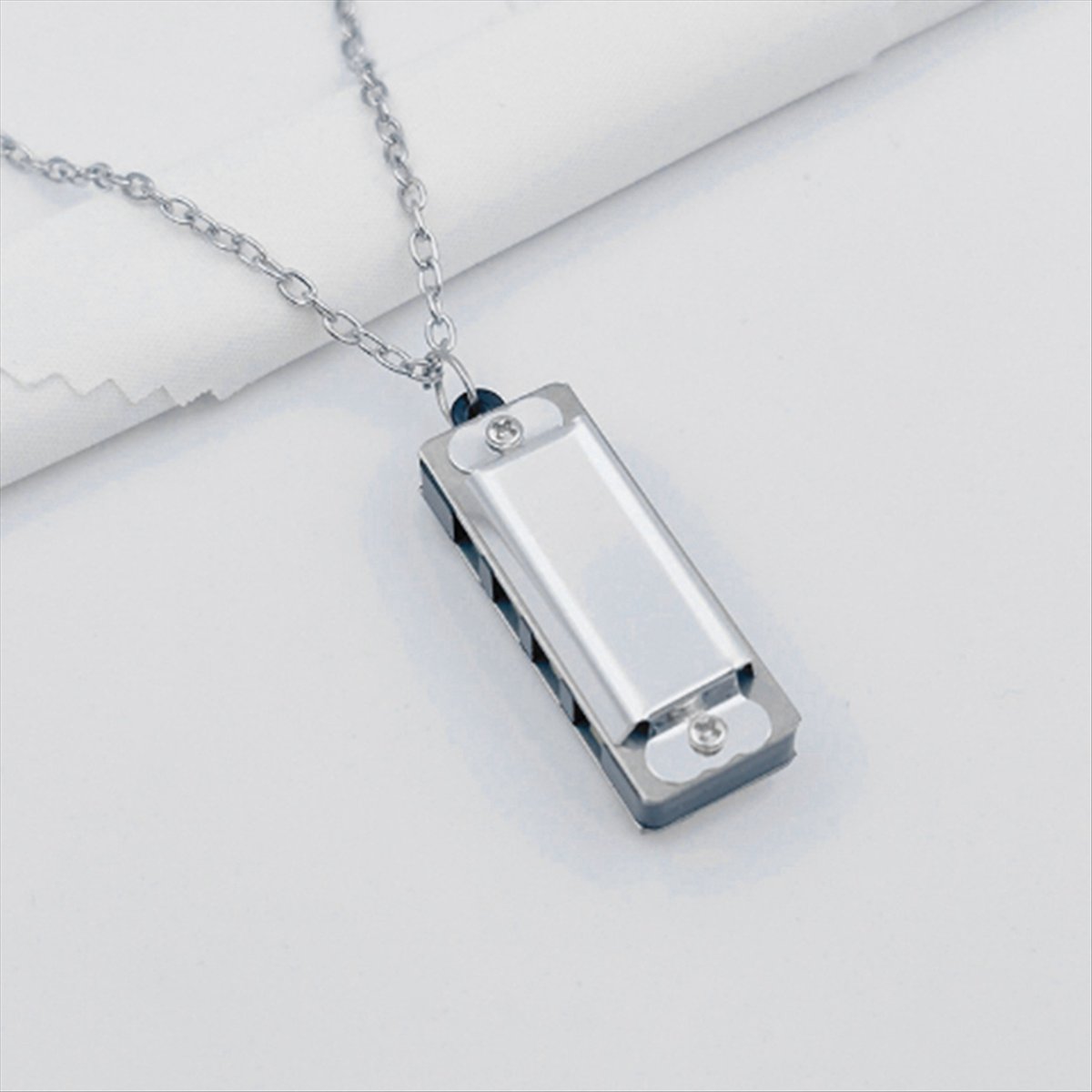 Collana con Mini Armonica ABXY - Musical Instrument Art recensione e prezzo